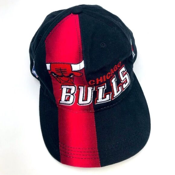 Chicago Bulls Vintage 1997 Basketball Red Fade Stripe SnapBack Ball Cap - Picture 1 of 14